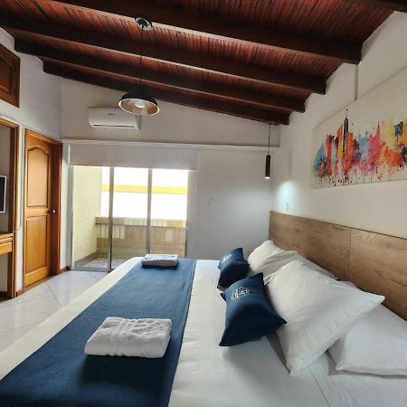 Hotel Boutique Deluxe Home מדיין מראה חיצוני תמונה