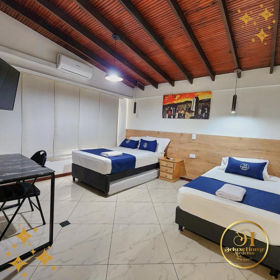 Hotel Boutique Deluxe Home מדיין מראה חיצוני תמונה